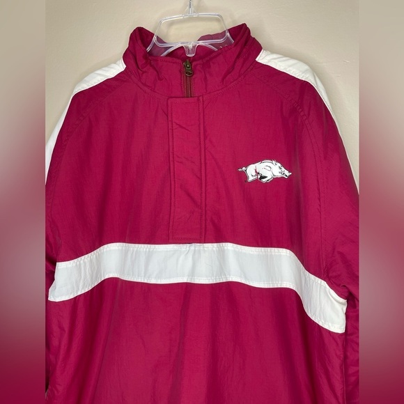 Arkansas Razorbacks NCAA Red White Nylon Quilted Jacket Size Medium - Picture 2 of 7